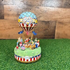 Liberty Falls Airship Musical Box 1889 Hot Air Balloon People Plays Music‎